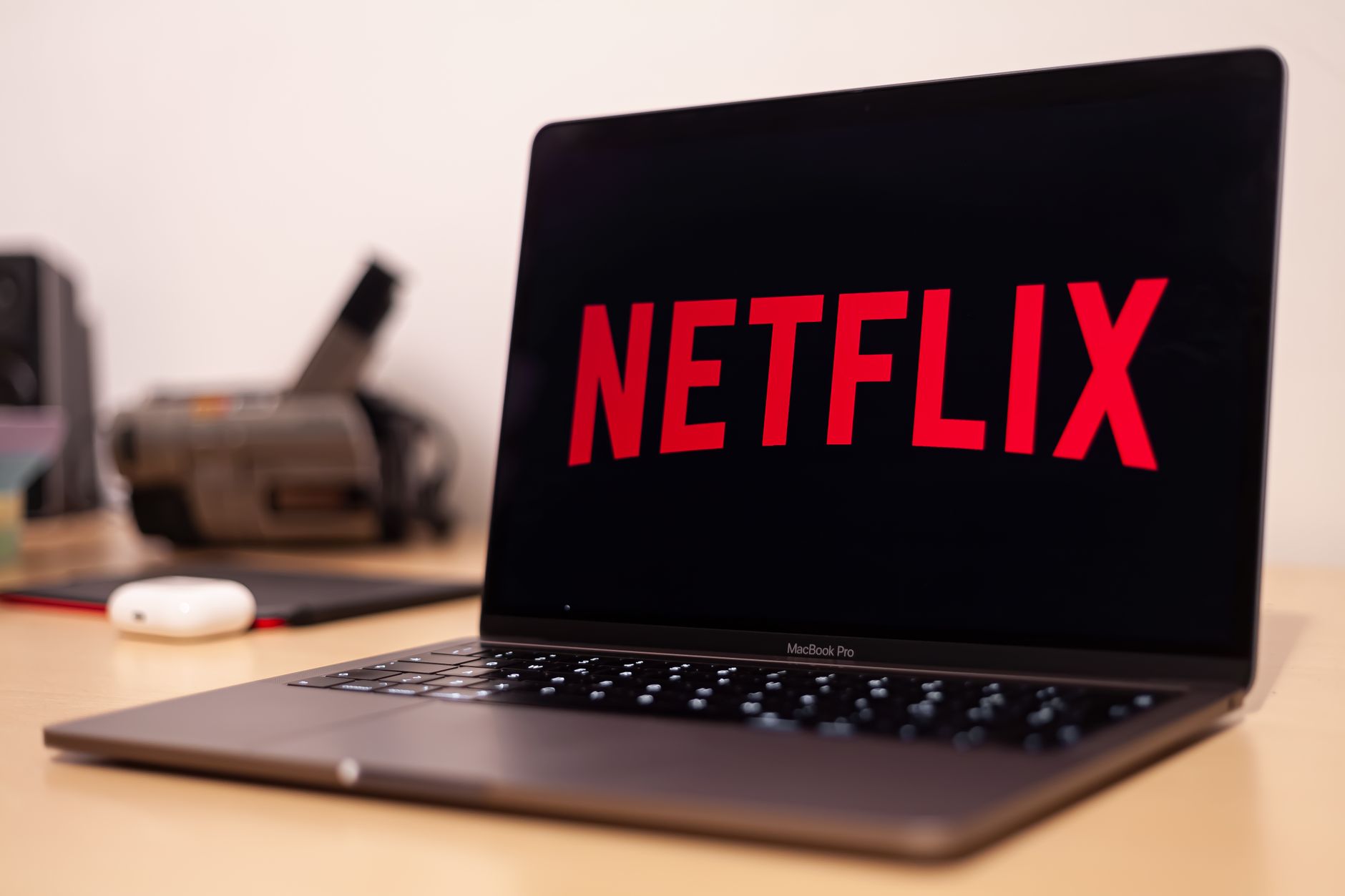 Netflix layoffs news